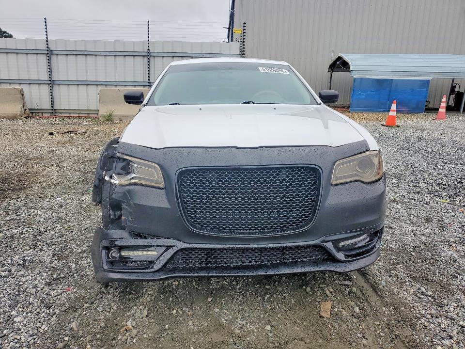 61058096 :رقم المزاد ، 2C3CCAET7DH650222 vin ، 2013 Chrysler 300c مزاد بيع