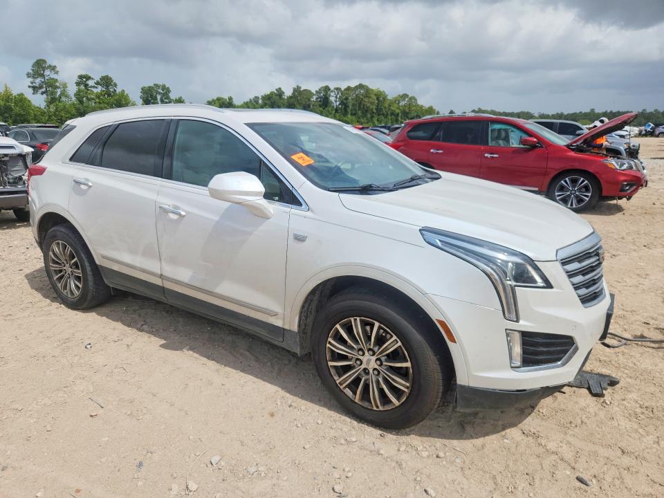 60450586 :رقم المزاد ، 1GYKNBRS8HZ172563 vin ، 2017 Cadillac Xt5 مزاد بيع