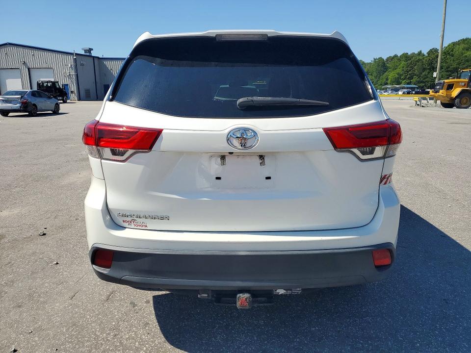 Продажа на аукционе авто 2019 Toyota Highlander, vin: 5TDZZRFH8KS356906, номер лота: 60998726
