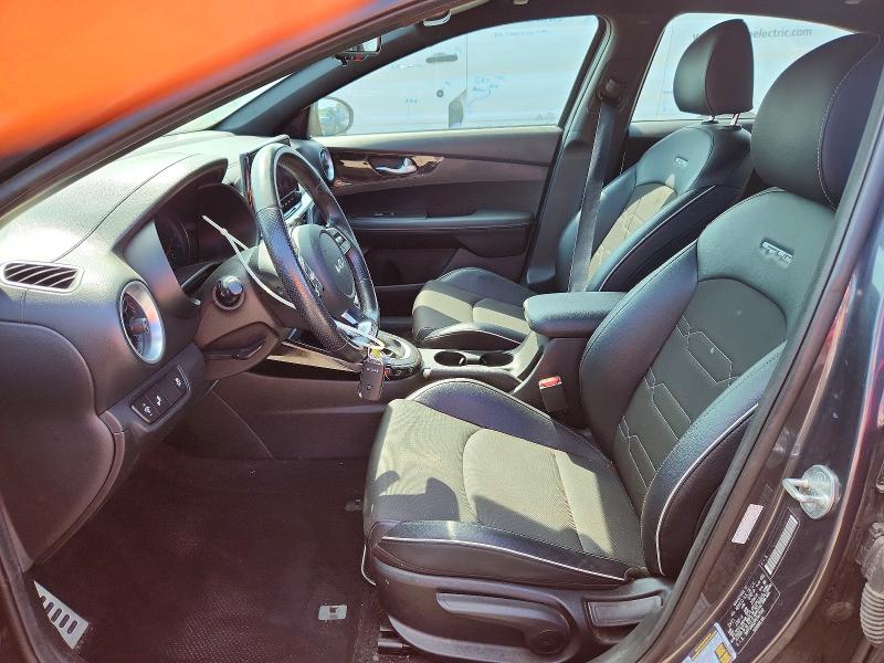 62673076 :رقم المزاد ، 3KPF54AD2PE647540 vin ، 2023 Kia Forte مزاد بيع