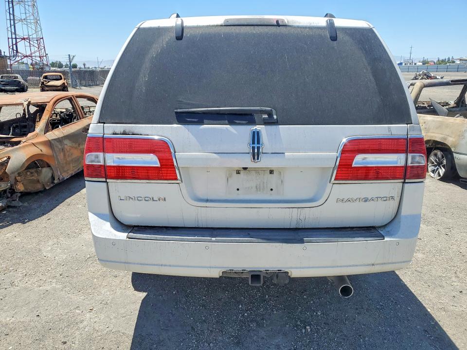 61554026 :رقم المزاد ، 5LMJJ3J53EEL00647 vin ، 2014 Lincoln Navigator مزاد بيع