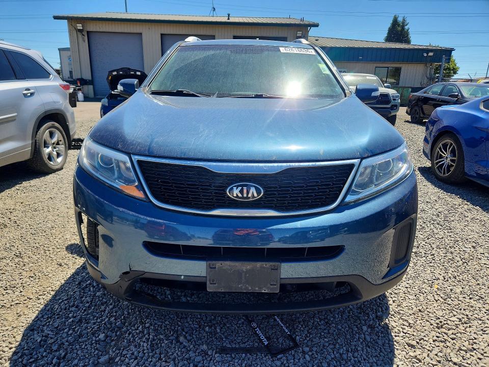 2015 Kia Sorento მანქანა იყიდება აუქციონზე, vin: 5XYKTDA76FG580389, აუქციონის ნომერი: 62618636