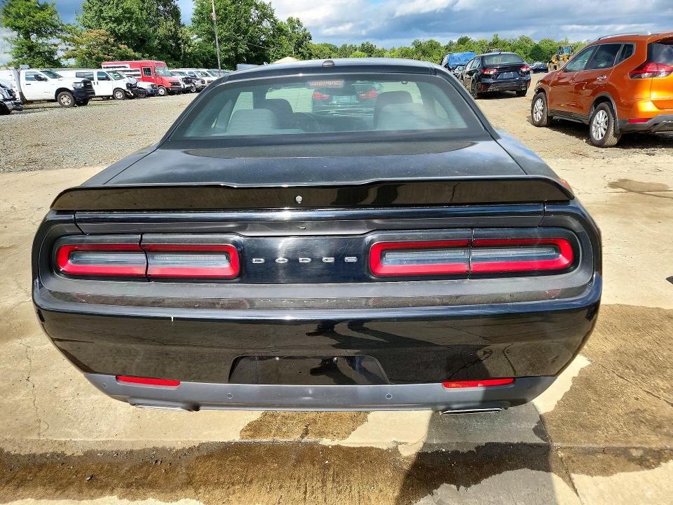 Продаж на аукціоні авто 2022 Dodge Challenger, vin: 2C3CDZJG5NH214801, номер лоту: 62811376