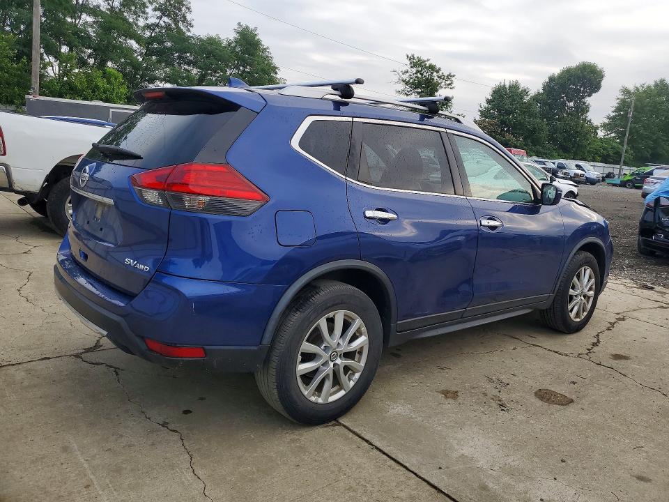 Продаж на аукціоні авто 2017 Nissan Rogue, vin: JN8AT2MV5HW007522, номер лоту: 62899566