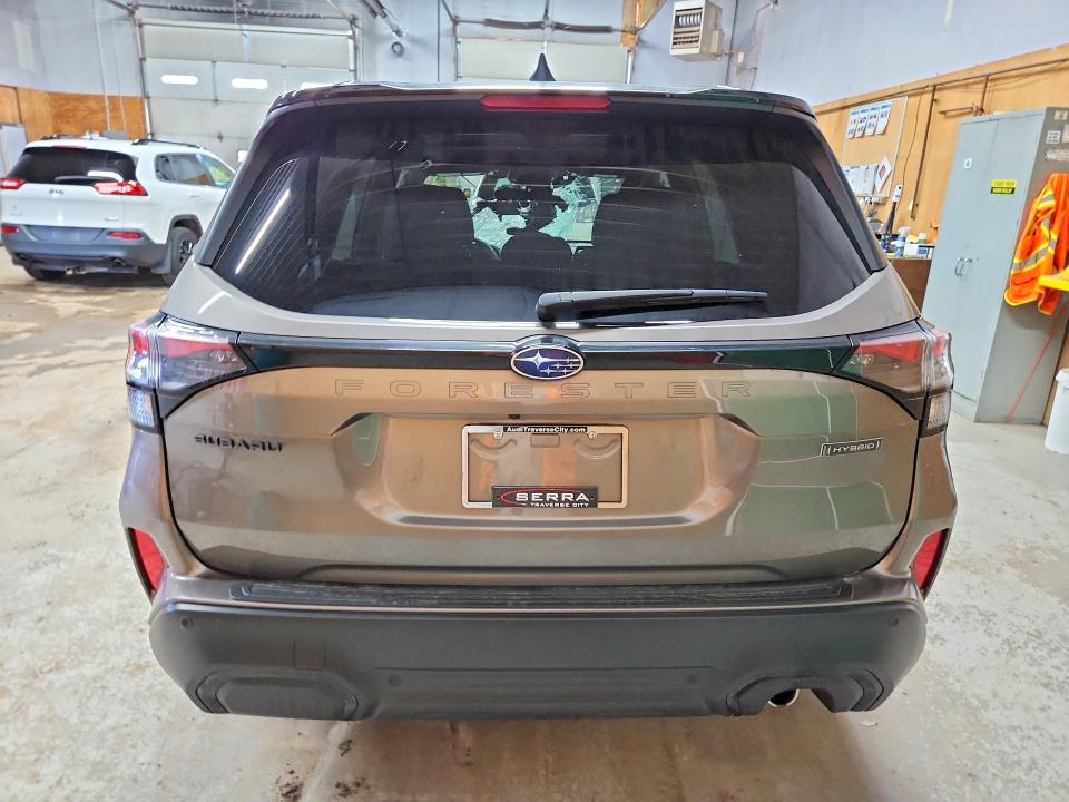 61068016 :رقم المزاد ، JF2SLSTD3SH427804 vin ، 2025 Subaru Forester مزاد بيع