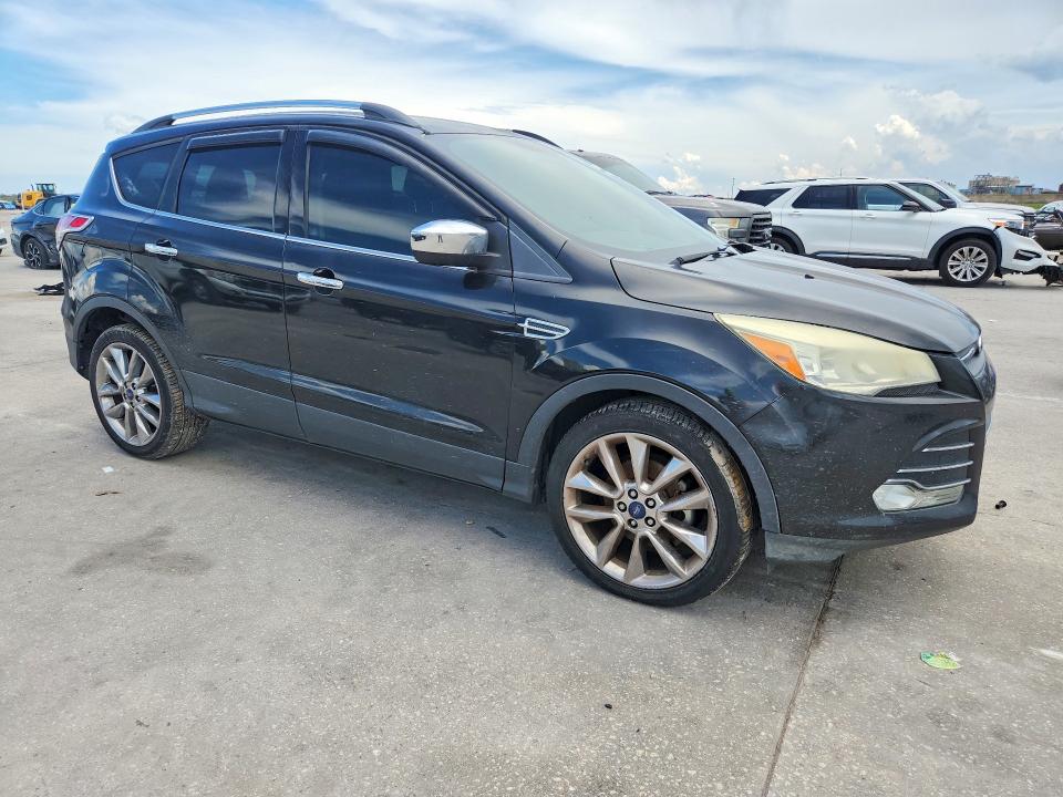 85993475 :رقم المزاد ، 1FMCU0GX2FUA22101 vin ، 2015 Ford Escape مزاد بيع