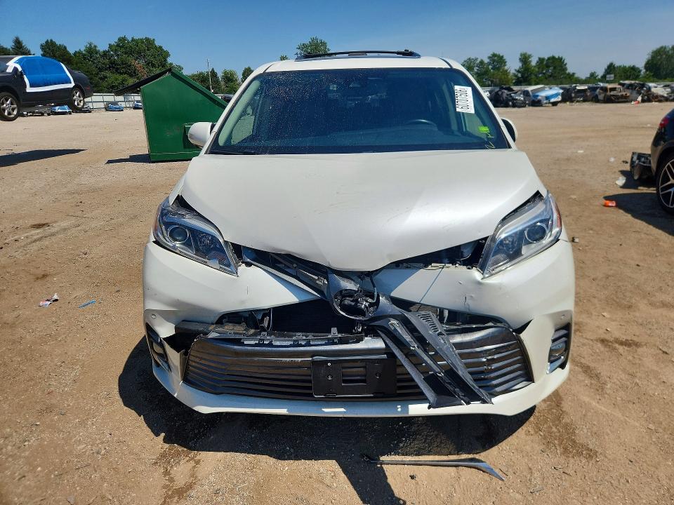 Продаж на аукціоні авто 2019 Toyota Sienna, vin: 5TDDZ3DC0KS216475, номер лоту: 60707506