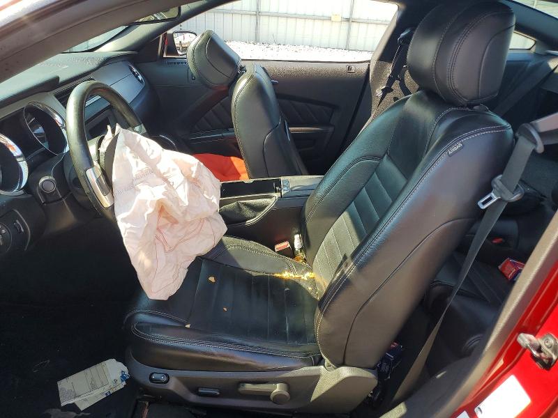 60926736 :رقم المزاد ، 1ZVBP8AM0E5211548 vin ، 2014 Ford Mustang مزاد بيع