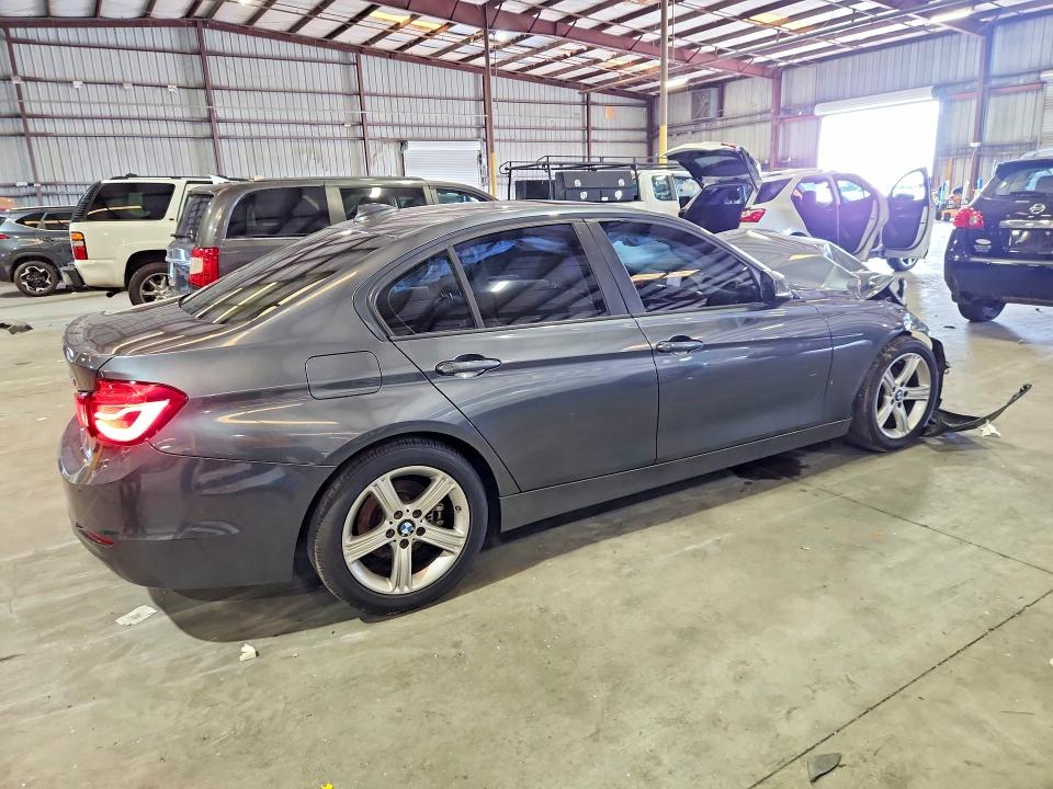 2014 Bmw 328 მანქანა იყიდება აუქციონზე, vin: WBA3A5C55EJ464642, აუქციონის ნომერი: 59642336