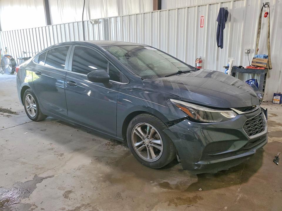 2018 Chevrolet Cruze მანქანა იყიდება აუქციონზე, vin: 1G1BE5SM1J7143631, აუქციონის ნომერი: 63180106