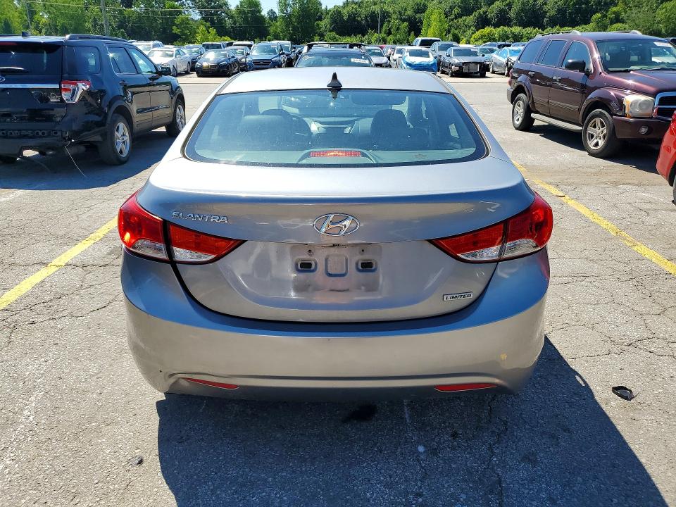 2013 Hyundai Elantra მანქანა იყიდება აუქციონზე, vin: KMHDH4AE9DU564624, აუქციონის ნომერი: 60913746