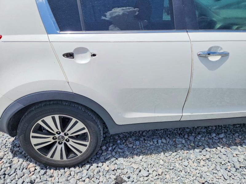 61671296 :رقم المزاد ، KNDPC3AC4F7687466 vin ، 2015 Kia Sportage مزاد بيع
