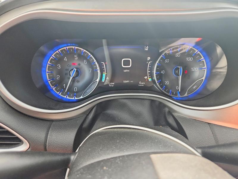 61140806 :رقم المزاد ، 2C4RC3BGXLR288954 vin ، 2020 Chrysler Pacifica مزاد بيع