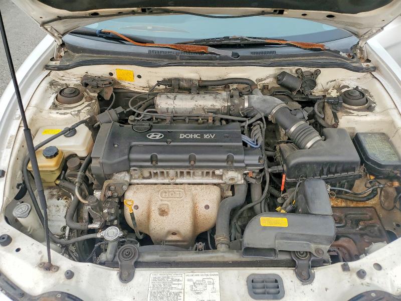 61333366 :رقم المزاد ، KMHJG25F9YU217491 vin ، 2000 Hyundai Tiburon مزاد بيع
