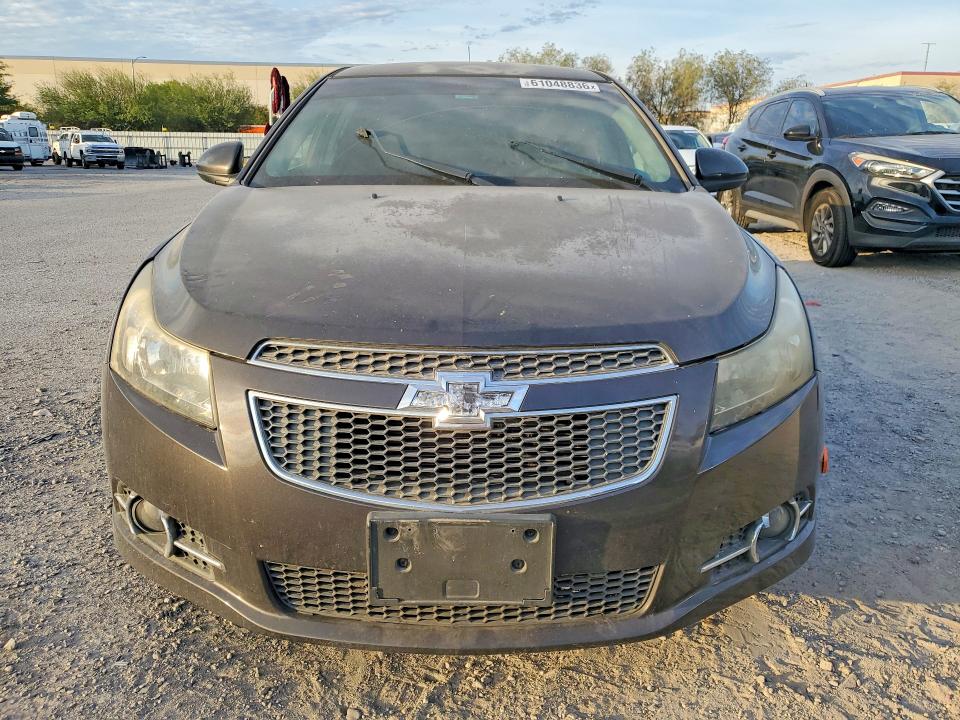 61048836 :رقم المزاد ، 1G1PC5SB8E7192633 vin ، 2014 Chevrolet Cruze مزاد بيع