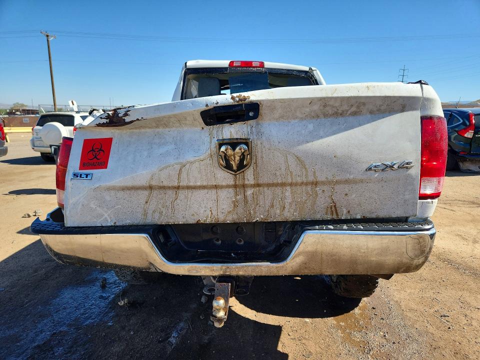 60449416 :رقم المزاد ، 3C6UR5DL2JG166033 vin ، 2018 Ram 2500 مزاد بيع