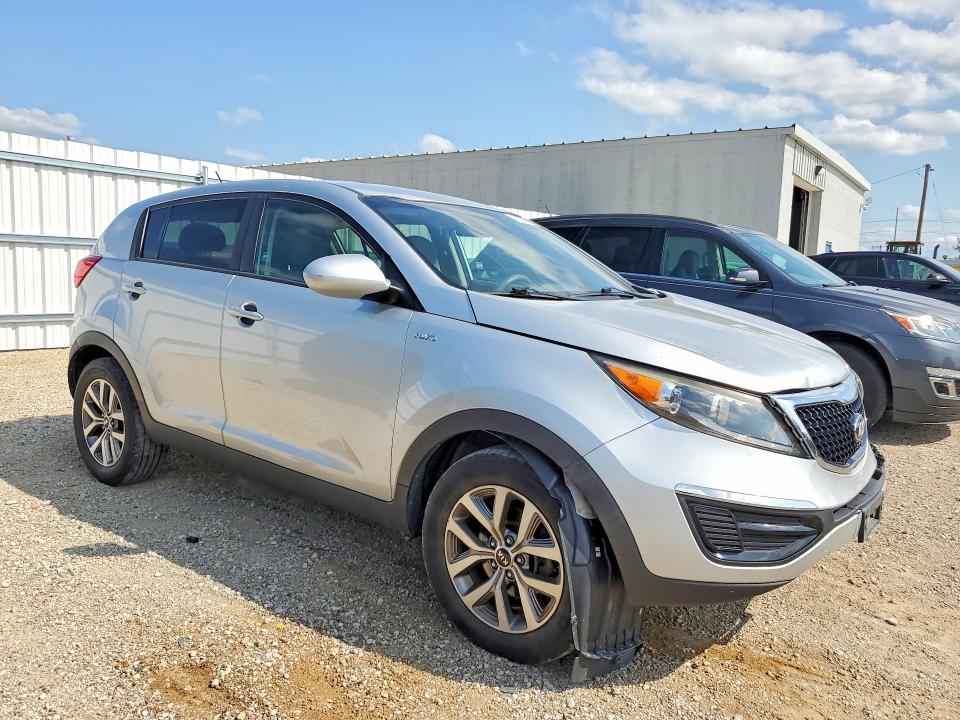62526116 :رقم المزاد ، KNDPBCAC9G7867529 vin ، 2016 Kia Sportage مزاد بيع