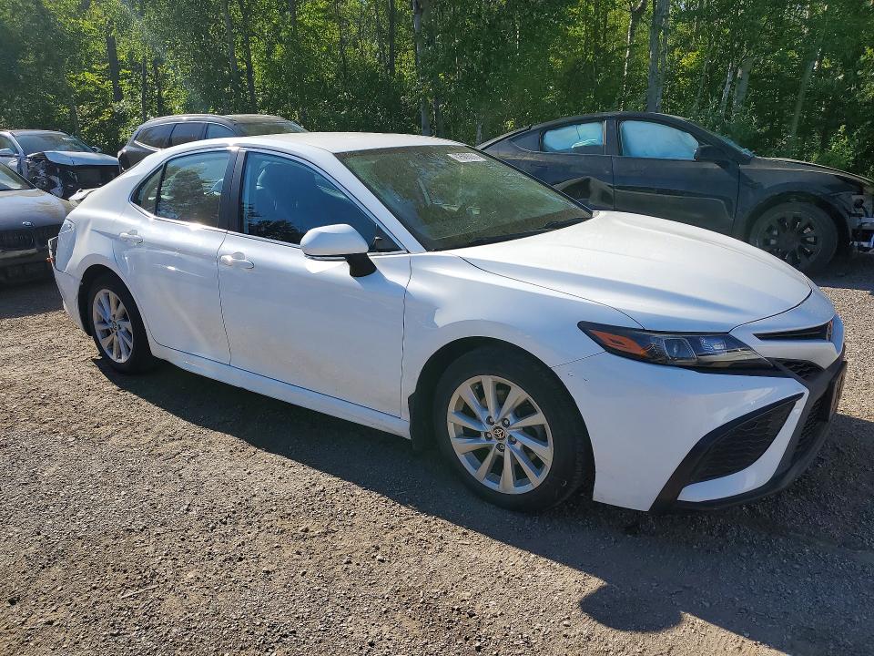 2022 Toyota Camry მანქანა იყიდება აუქციონზე, vin: 4T1G11AK3NU061825, აუქციონის ნომერი: 62663056