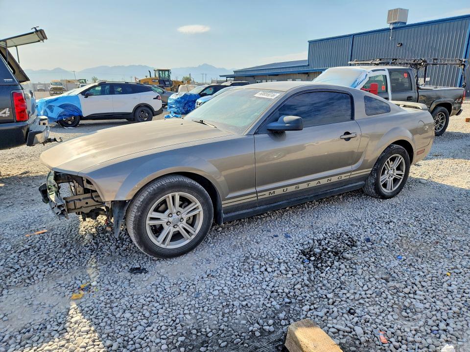 60856016 :رقم المزاد ، 1ZVFT80N655238566 vin ، 2005 Ford Mustang مزاد بيع