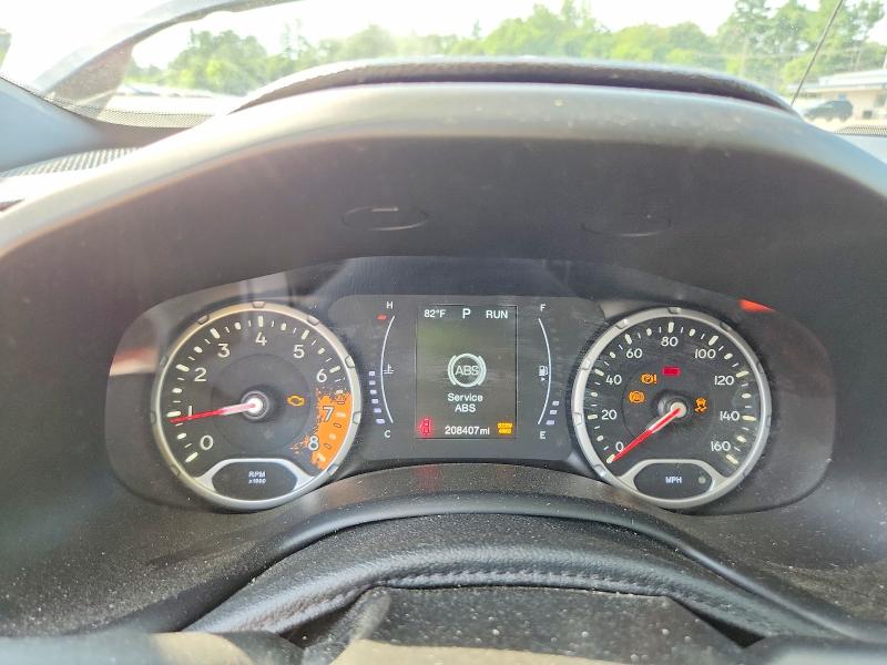 Продаж на аукціоні авто 2018 Jeep Renegade, vin: ZACCJBBB2JPG84324, номер лоту: 58004036