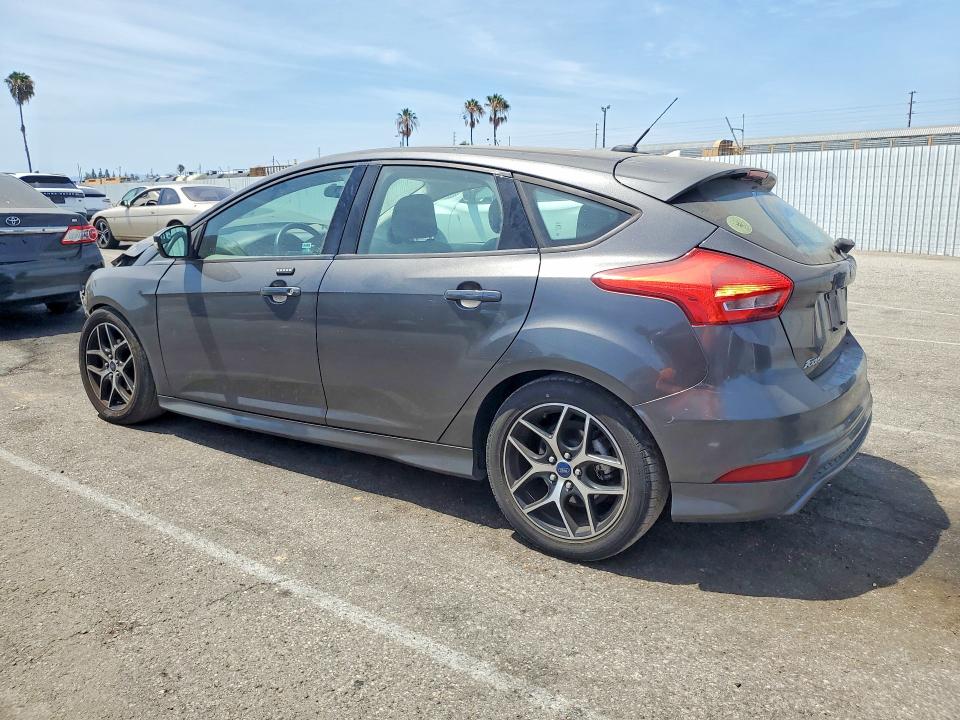 62770916 :رقم المزاد ، 1FADP3K29GL203464 vin ، 2016 Ford Focus مزاد بيع