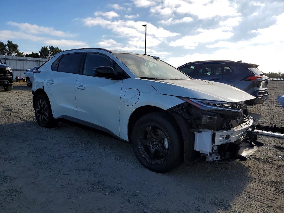 2026 Toyota Bz მანქანა იყიდება აუქციონზე, vin: JTMBCAEB0TJ014740, აუქციონის ნომერი: 59604746