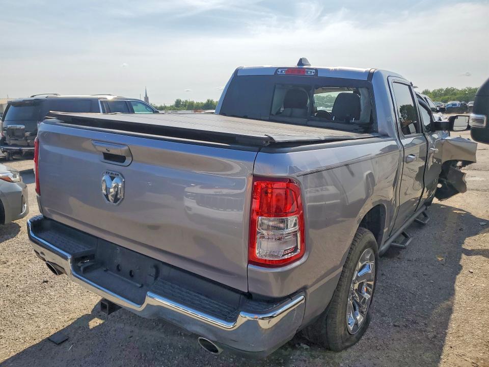 63129776 :رقم المزاد ، 1C6SRFFT0NN362463 vin ، 2022 Ram 1500 مزاد بيع