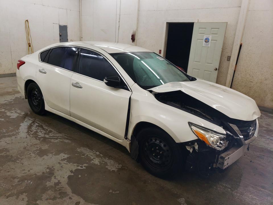 60224196 :رقم المزاد ، 1N4AL3AP4HC481122 vin ، 2017 Nissan Altima مزاد بيع