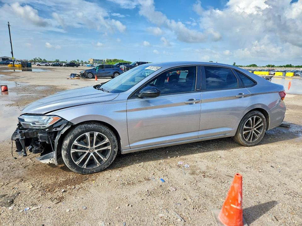 Продажа на аукционе авто 2024 Volkswagen Jetta, vin: 3VWBM7BU6RM037275, номер лота: 61232756