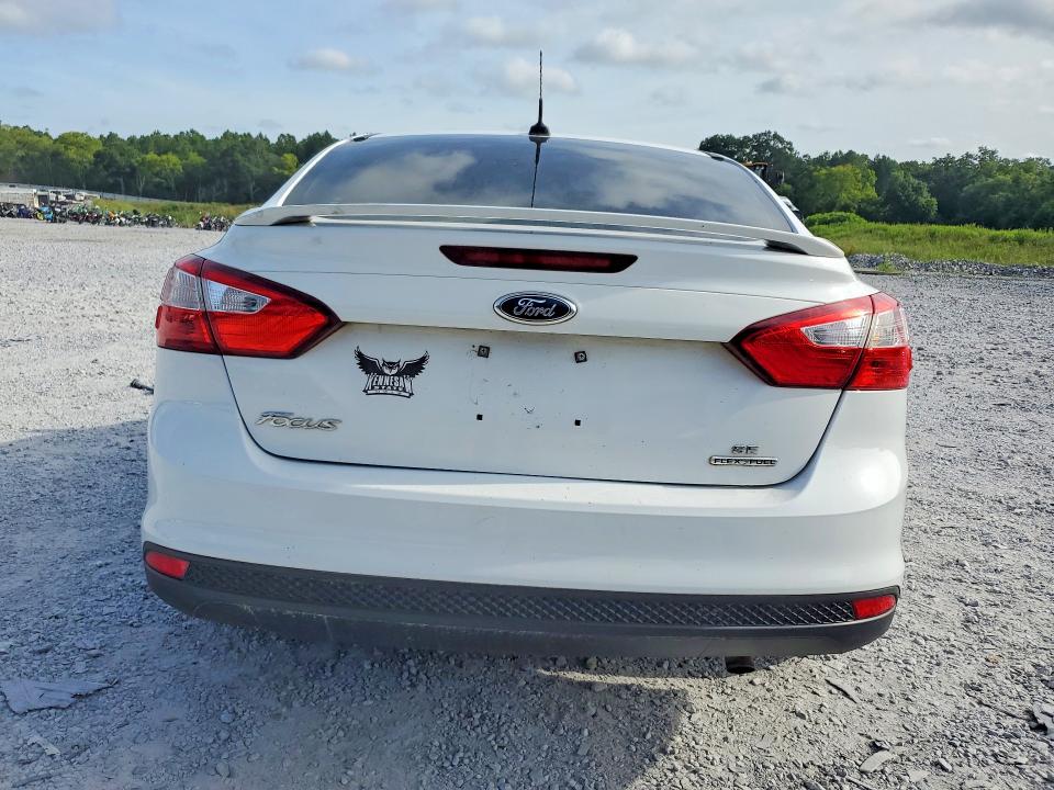 60896736 :رقم المزاد ، 1FADP3F27EL416338 vin ، 2014 Ford Focus مزاد بيع