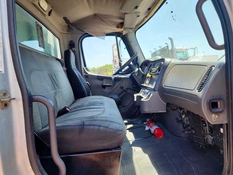 2006 Freightliner M2 მანქანა იყიდება აუქციონზე, vin: 1FVACWCS26DW26019, აუქციონის ნომერი: 60776666
