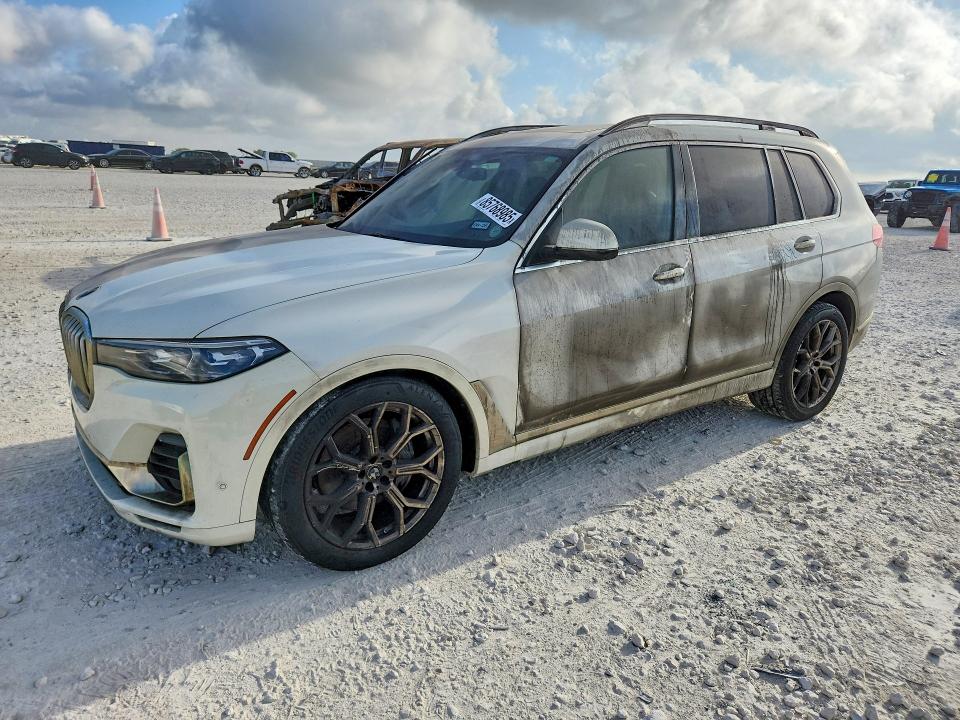85768985 :رقم المزاد ، 5UXCX4C55KLS36313 vin ، 2019 Bmw X7 مزاد بيع