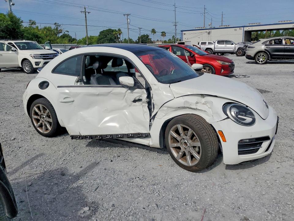 Aukcja sprzedaży 2017 Volkswagen Beetle, vin: 3VWJ17AT8HM606865, numer aukcji: 61238396