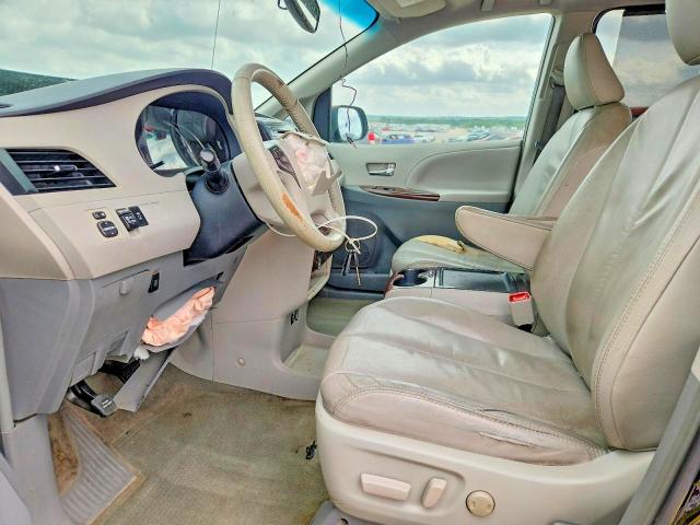 Продаж на аукціоні авто 2012 Toyota Sienna, vin: 5TDYK3DC8CS188335, номер лоту: 61865376