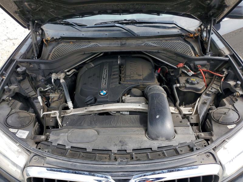 61577566 :رقم المزاد ، 5UXKR0C50F0K64350 vin ، 2015 Bmw X5 مزاد بيع