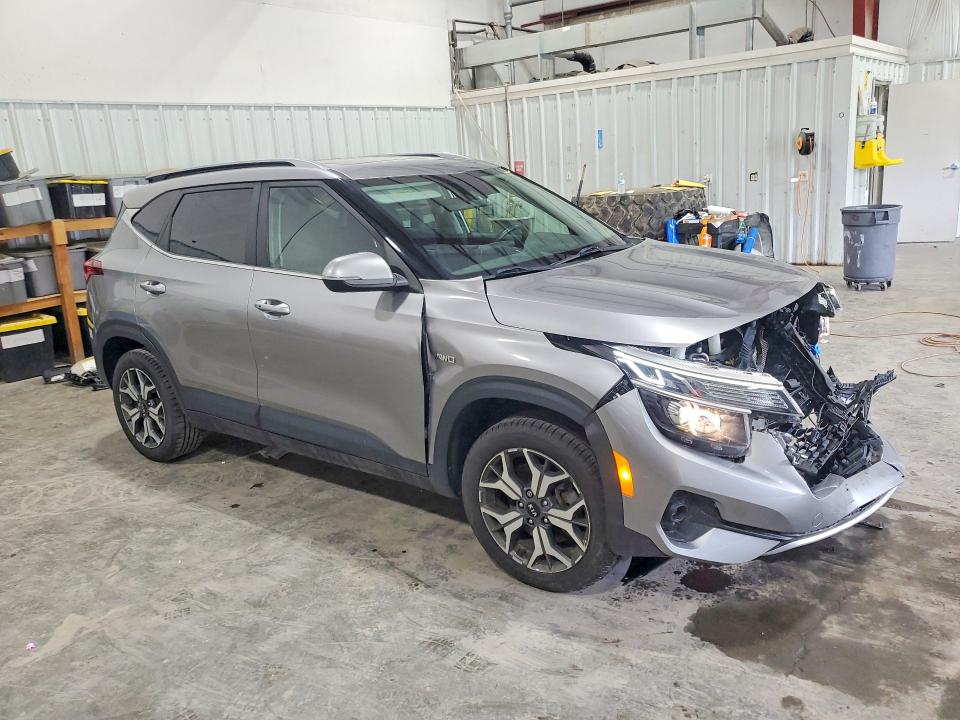 2021 Kia Seltos მანქანა იყიდება აუქციონზე, vin: KNDERCAA1M7158297, აუქციონის ნომერი: 60520156