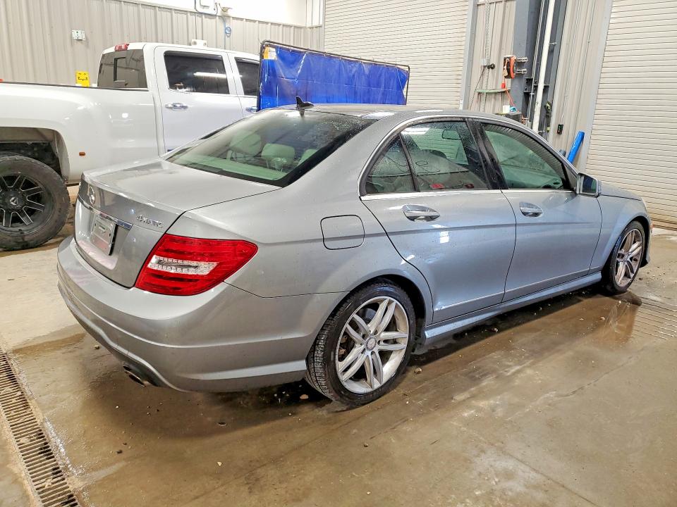 Продажа на аукционе авто 2014 Mercedes-benz C, vin: WDDGF8AB8EA944101, номер лота: 62267816