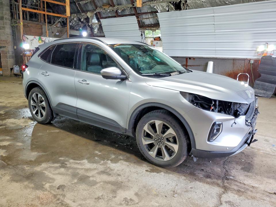 Продаж на аукціоні авто 2023 Ford Escape, vin: 1FMCU9JZ3PUA40512, номер лоту: 62922136