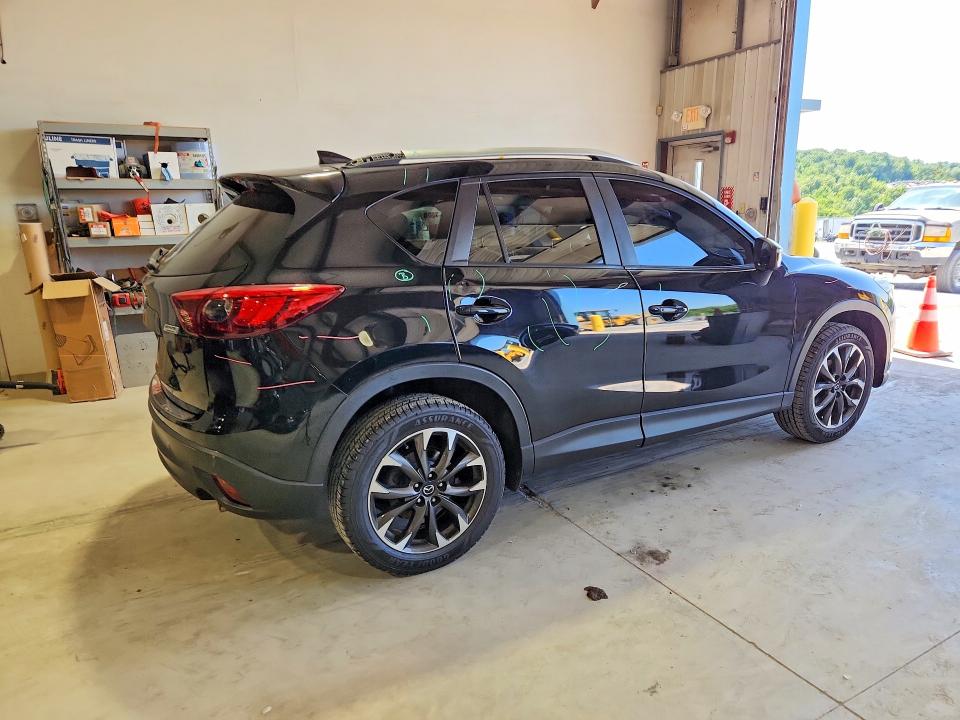 61912796 :رقم المزاد ، JM3KE4DY1G0711614 vin ، 2016 Mazda Cx-5 مزاد بيع