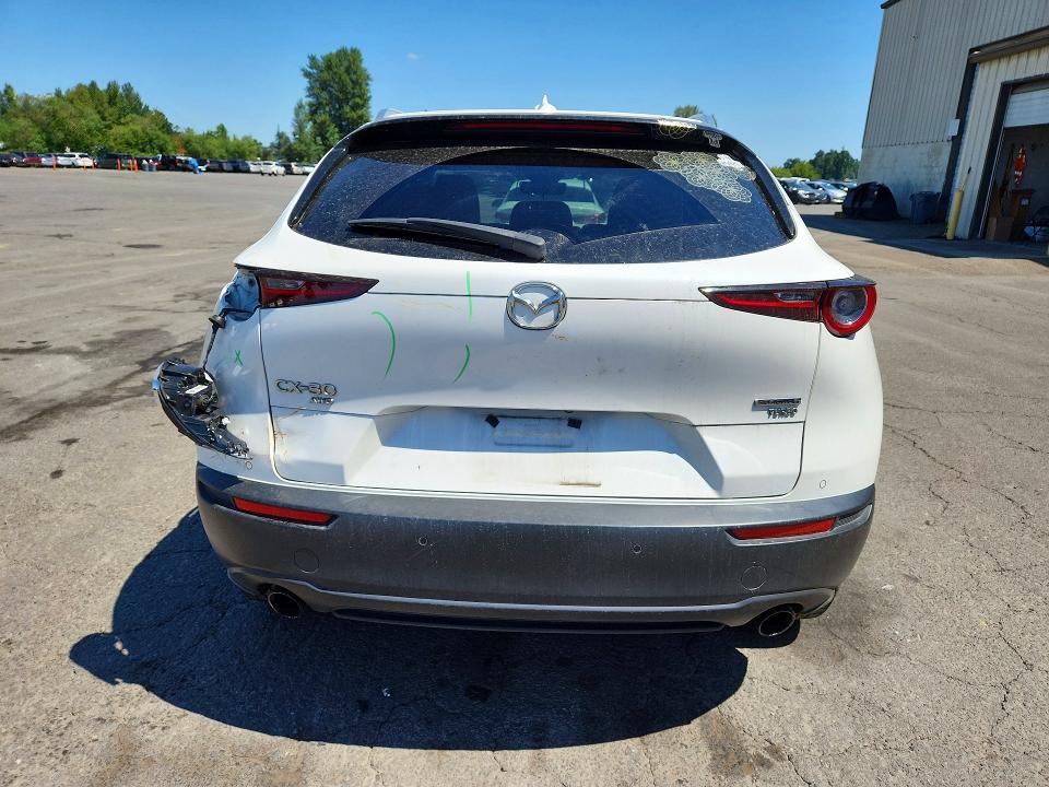 Продаж на аукціоні авто 2022 Mazda Cx-30, vin: 3MVDMBEY6NM435513, номер лоту: 61890626