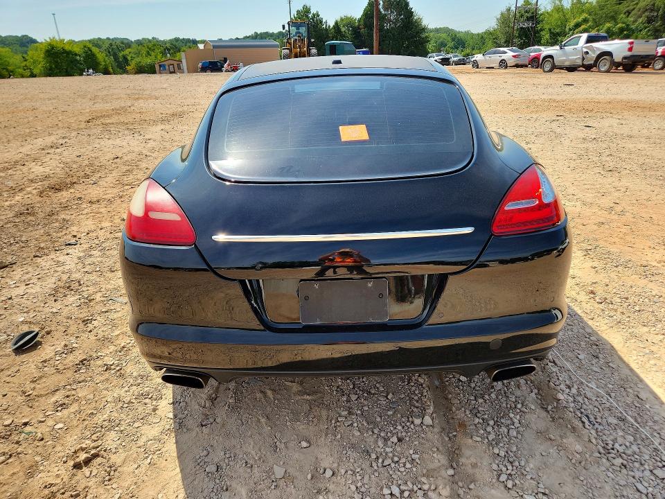 60523376 :رقم المزاد ، WP0AA2A77CL070414 vin ، 2012 Porsche Panamera مزاد بيع