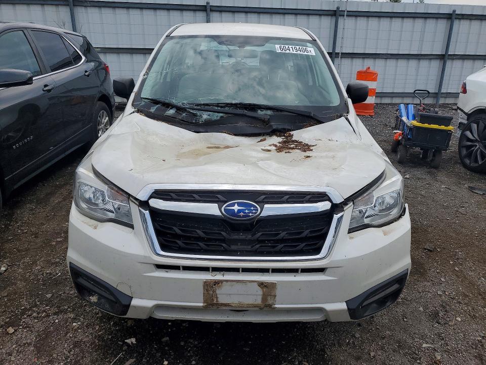 60419406 :رقم المزاد ، JF2SJAAC1HG463726 vin ، 2017 Subaru Forester مزاد بيع