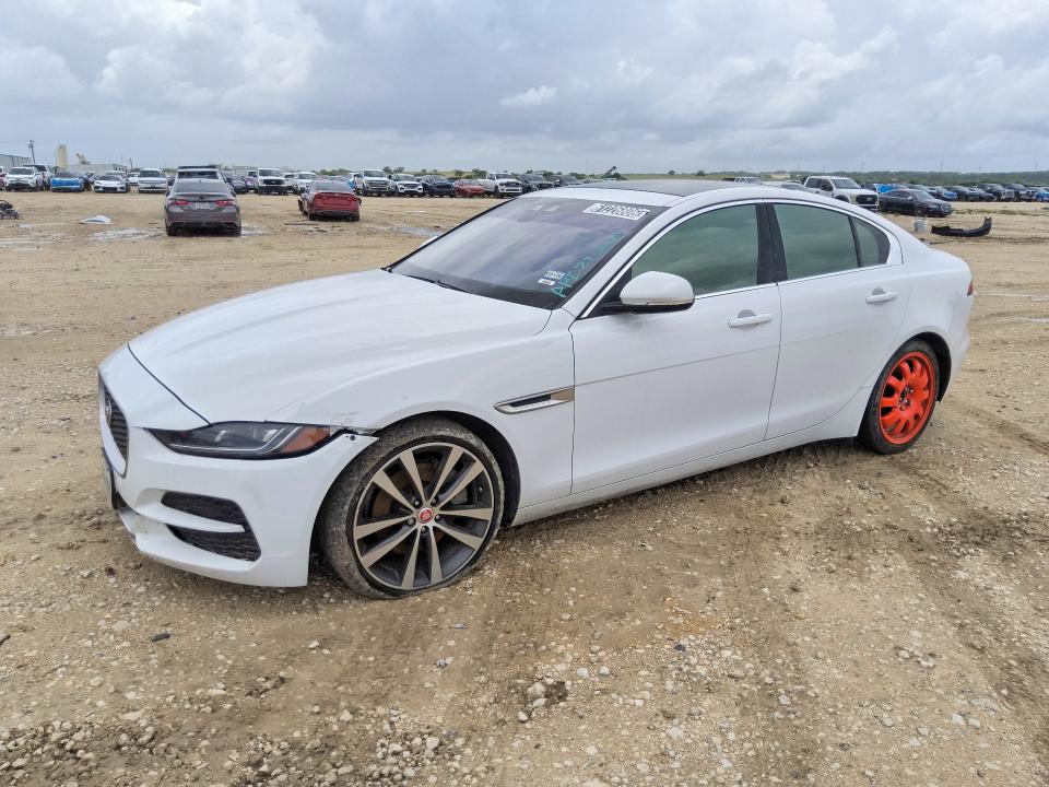 2020 Jaguar Xe მანქანა იყიდება აუქციონზე, vin: SAJAE4FX5LCP63606, აუქციონის ნომერი: 61226806