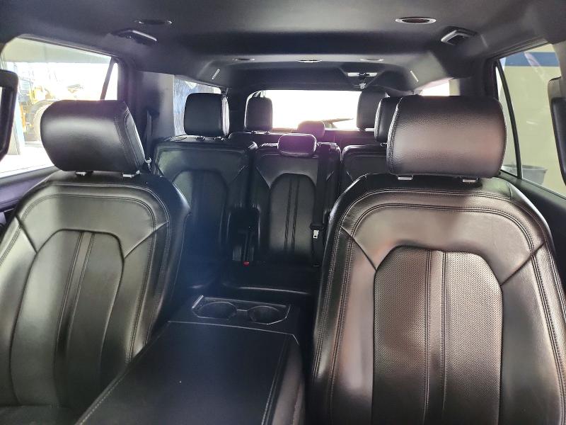 Продажа на аукционе авто 2018 Ford Expedition, vin: 1FMJK1KT2JEA24635, номер лота: 62120106
