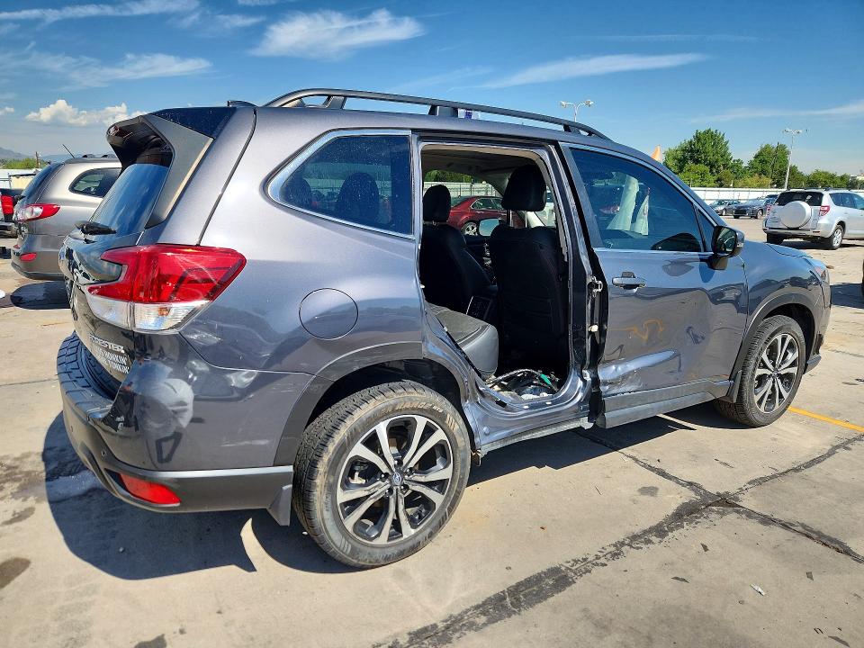 2024 Subaru Forester მანქანა იყიდება აუქციონზე, vin: JF2SKALC8RH429045, აუქციონის ნომერი: 63026766