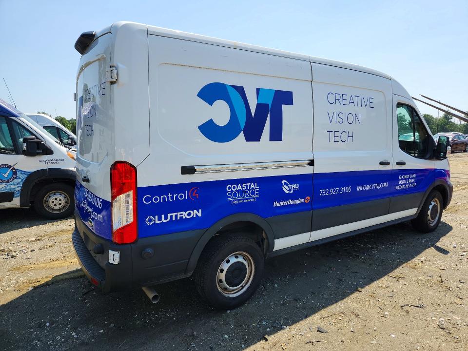 61025446 :رقم المزاد ، 1FTBR1C82LKB44969 vin ، 2020 Ford Transit مزاد بيع