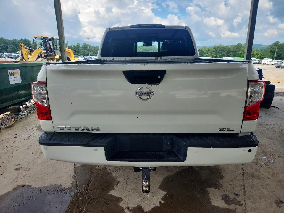 60797306 :رقم المزاد ، 1N6AA1E62HN537775 vin ، 2017 Nissan Titan مزاد بيع