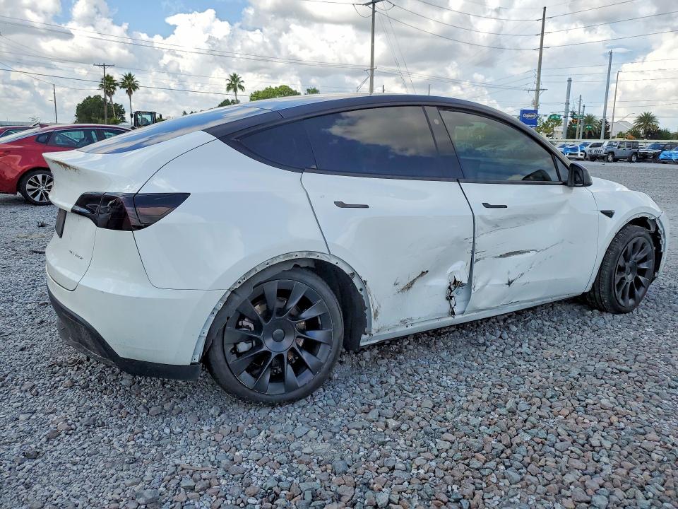 2023 Tesla Model Y მანქანა იყიდება აუქციონზე, vin: 7SAYGDEE4PF608631, აუქციონის ნომერი: 59958806