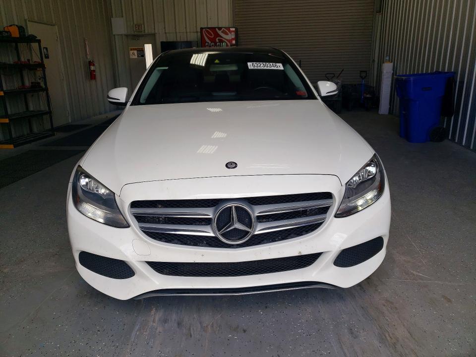 63230346 :رقم المزاد ، WDDWF4JB1GR141266 vin ، 2016 Mercedes-benz C مزاد بيع