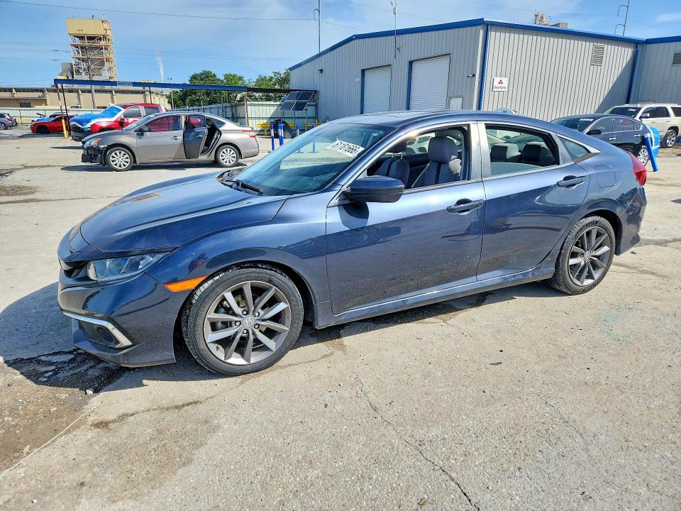 61181666 :رقم المزاد ، JHMFC1F36KX014082 vin ، 2019 Honda Civic مزاد بيع
